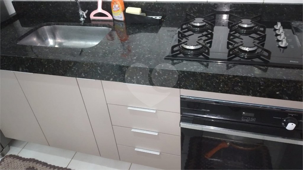Lindo apartamento no Bosque dos Ipês .
