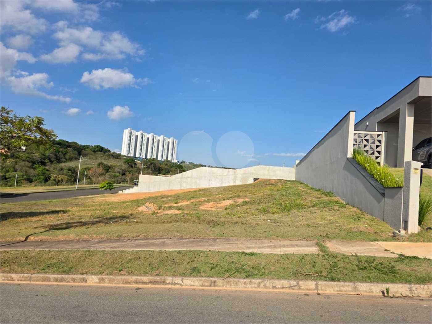 Terreno à venda no condomínio Saint Patrick, Sorocaba - SP