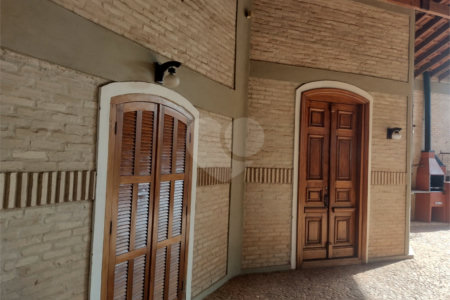 Sobrado à venda com 3 quartos, sendo 2 suítes, em Jardim Residencial Santa Mônica, Araraquara, SP