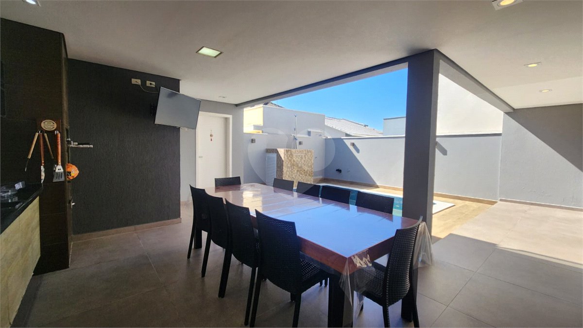 Casa à venda com 3 suítes no condomínio Residencial Villa dos Inglezes, Sorocaba - SP