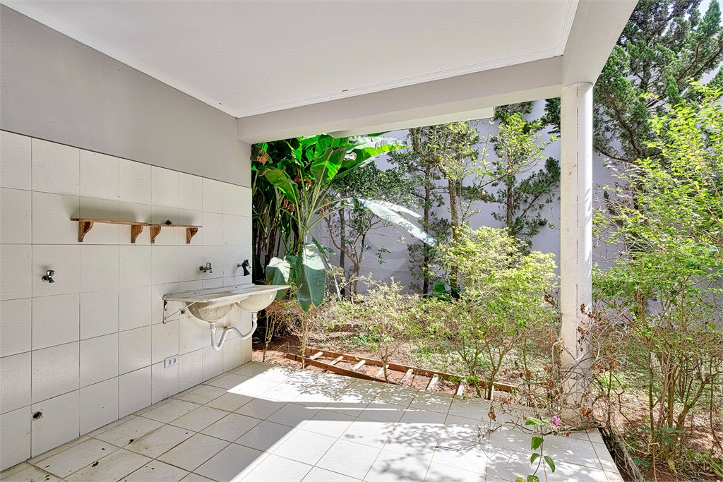 Casa à venda com 3 quartos, sendo 1 suíte, em Alto da Boa Vista, São Paulo, SP