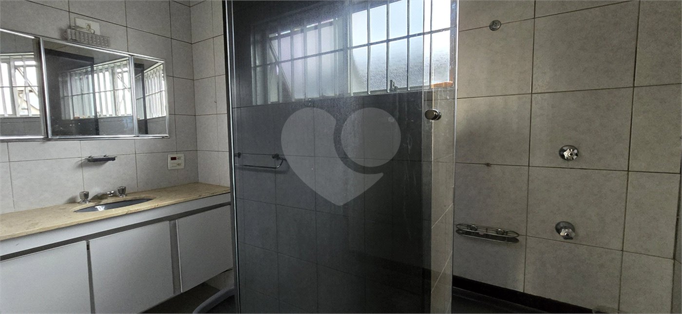 Casa à venda com 3 quartos, sendo 1 suíte, em Lar São Paulo, São Paulo, SP