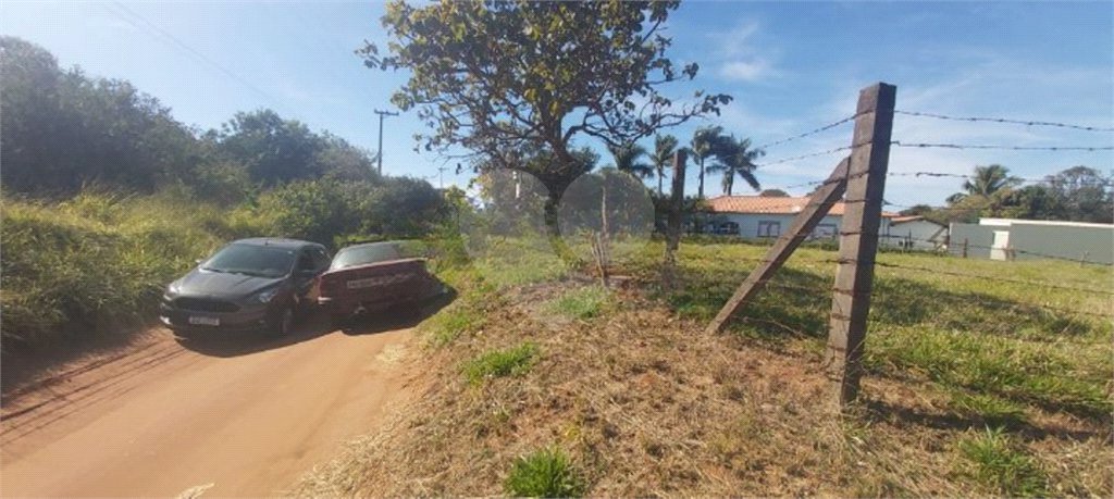 Sitio no Jardim Embaré