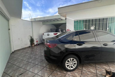 Casa à venda com 3 quartos em Vila Oliveira, Mogi das Cruzes, SP