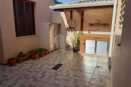 Casa à venda com 3 quartos, sendo 1 suíte, em Brooklin Velho, São Paulo, SP
