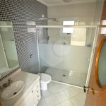 Casa à venda com 4 quartos, sendo 3 suítes, em Vila Galvão, Guarulhos, SP