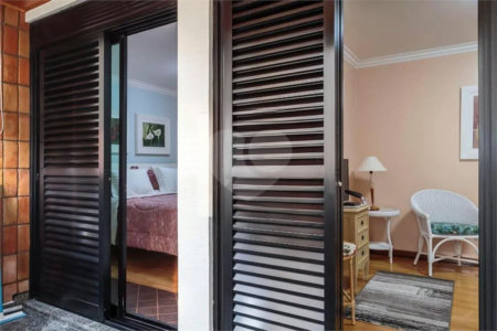 Apartamento à venda com 4 quartos, sendo 2 suítes, em Planalto Paulista, São Paulo, SP