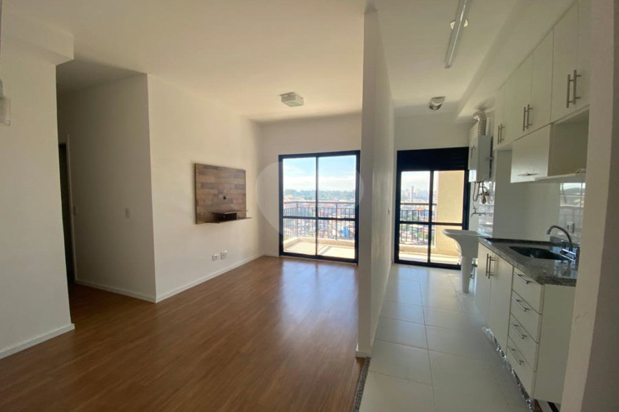 Apartamento à venda ou para alugar com 2 quartos, sendo 1 suíte, em Condomínio Granja Viana Ii, Cotia, SP