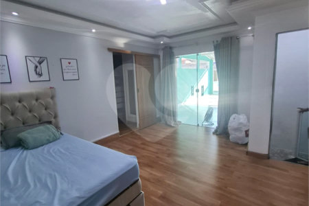 Casa à venda ou para alugar com 2 quartos, sendo 1 suíte, no condomínio Sem Nome Estrada Guandu do Sapê 1444, Rio de Janeiro - RJ