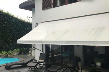 Casa à venda com 5 quartos, sendo 2 suítes,  em Jardim Everest, São Paulo, SP