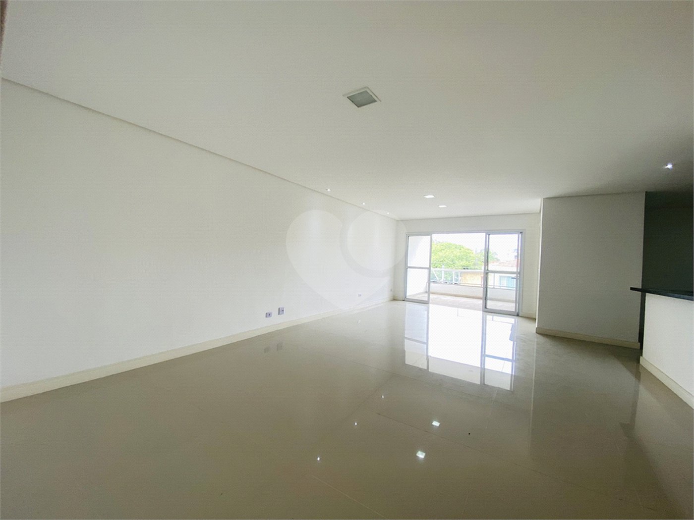 Apartamento à venda com 3 quartos, sendo 1 suíte, em Baeta Neves, São Bernardo do Campo, SP