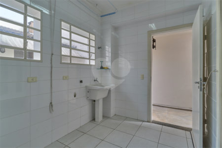Sobrado à venda com 3 quartos, sendo 1 suíte, em Jardim Prudência, São Paulo, SP
