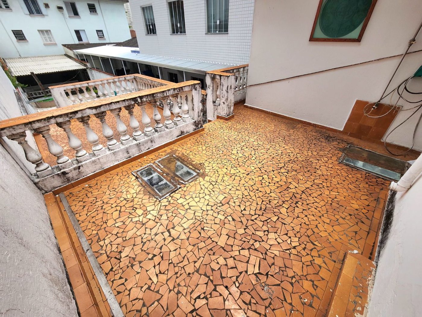 Casa com 3 dormitórios à venda, 198 m² por R$ 1.099.000,00 - Marapé - Santos/SP