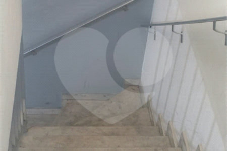 Casa à venda com 3 quartos, sendo 1 suíte,  em Jardim Vila Galvão, Guarulhos, SP