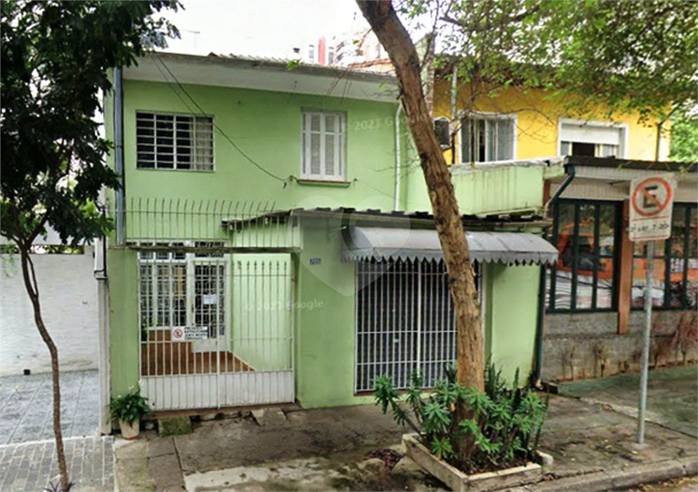 Sobrado à venda com 3 quartos em Moema, São Paulo, SP