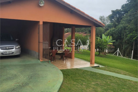 Chácara à venda com 4 quartos no Centro, Araçoiaba da Serra, SP