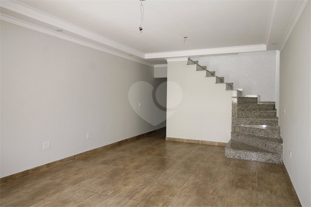 Sobrado à venda com 4 quartos, sendo 2 suítes, em Vila Pereira Barreto, São Paulo, SP