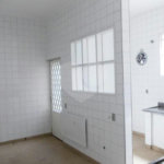 Casa à venda com 3 quartos, sendo 1 suíte, no condomínio Praça Pero Vaz de Caminha,260, São Paulo - SP