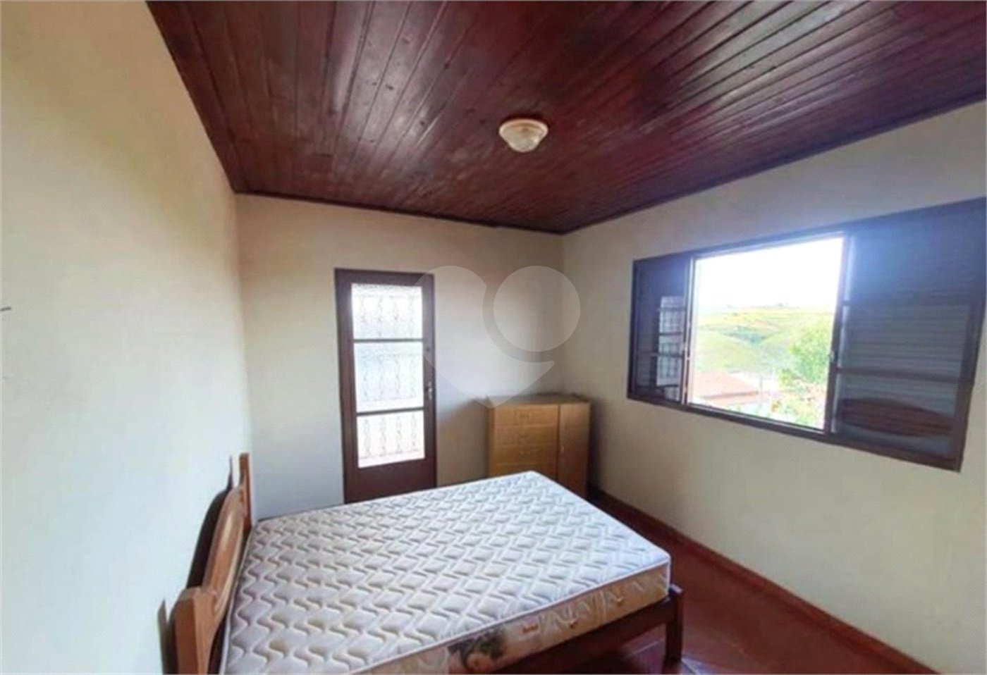 Casa à venda com 3 quartos, sendo 1 suíte, no Centro, Ouro Fino, MG
