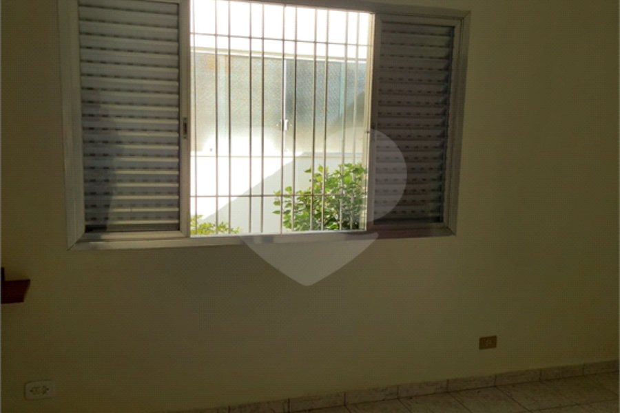 Sobrado à venda com 5 quartos, sendo 2 suítes,  em Tremembé, São Paulo, SP