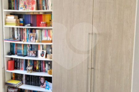 Casa à venda com 3 quartos, sendo 1 suíte,  no condomínio Moradas do Horto, São Paulo - SP