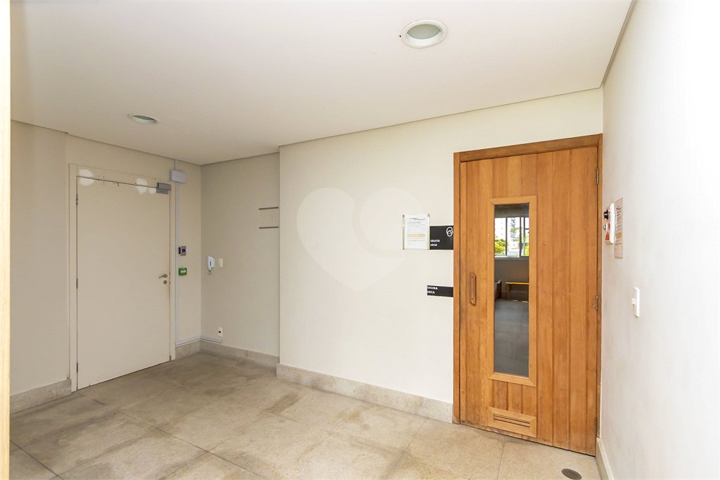 Apartamento à venda com 3 quartos, sendo 1 suíte,  em Jardim Caboré, São Paulo, SP