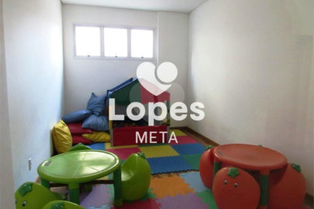 Apartamento à venda com 3 quartos, sendo 1 suíte, em Parque Residencial Aquarius, São José dos Campos, SP