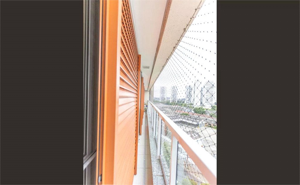 Apartamento à venda com 3 quartos, sendo 1 suíte, em Vila Anastácio, São Paulo, SP