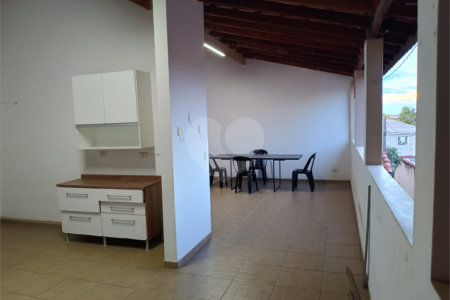Sobrado à venda com 3 quartos, sendo 2 suítes,  em Jardim Wanel Ville V, Sorocaba, SP