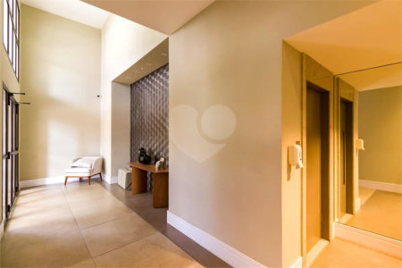 Apartamento à venda com 4 quartos, sendo 3 suítes, em Vila Andrade, São Paulo, SP