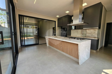 Casa à venda com 4 suítes no condomínio Residencial Terras de Siena, Ribeirão Preto - SP