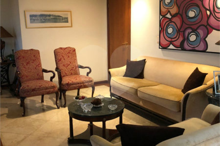 Apartamento à venda com 4 quartos, sendo 1 suíte, em Jardim Avelino, São Paulo, SP