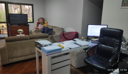 Apartamento à venda com 4 quartos, sendo 2 suítes,  em Vila Olímpia, São Paulo, SP