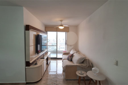Apartamento à venda com 3 quartos, sendo 1 suíte, em Vila Paiva, São Paulo, SP