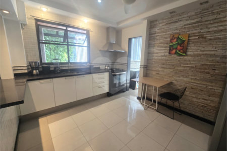 Apartamento à venda ou para alugar com 2 quartos, sendo 1 suíte, em Leblon, Rio de Janeiro, RJ