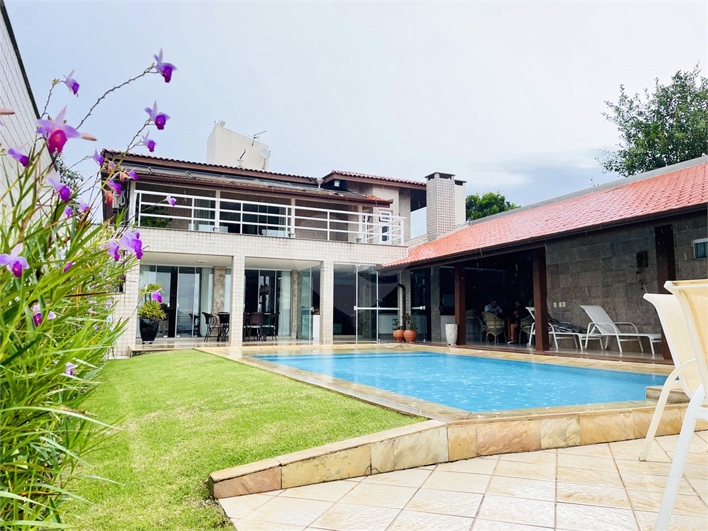 Casa à venda com 5 suítes no Centro, Porto Belo, SC