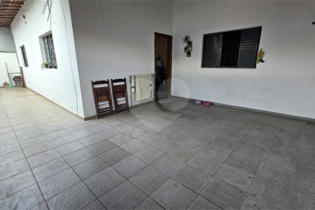 Casa à venda com 2 quartos em Vila Costa e Silva, Indaiatuba, SP