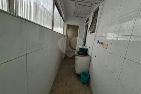 Apartamento à venda com 3 quartos em Vila Pompéia, São Paulo, SP
