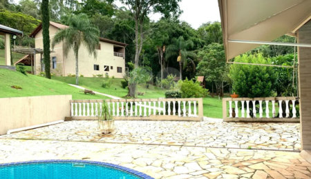Casa à venda com 10 quartos, sendo 3 suítes,  no condomínio Chácaras Campo Verde, Campo Limpo Paulista - SP