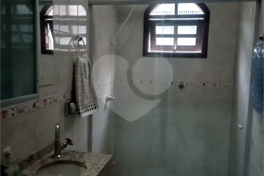 Casa à venda com 3 quartos, sendo 1 suíte,  em Vila Guilherme, São Paulo, SP