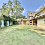 Casa à venda com 4 suítes no condomínio Parque das Artes, Embu das Artes - SP