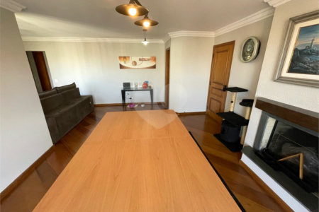 Apartamento à venda com 3 quartos, sendo 1 suíte, em Parque Bairro Morumbi, São Paulo, SP