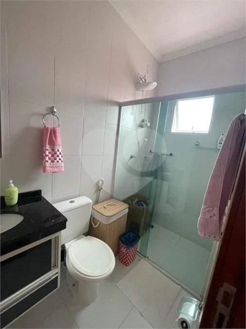 Casa à venda com 2 suítes no condomínio Cotia, Cotia - SP