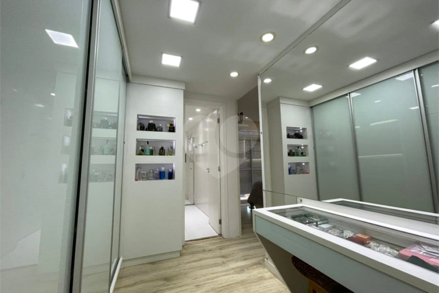 Apartamento à venda com 3 suítes em Santa Teresinha, São Paulo, SP