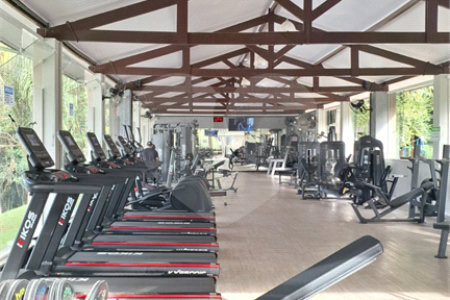 Casa à venda com 3 quartos, sendo 1 suíte, no condomínio Residencial Itatiba Country Club, Itatiba - SP
