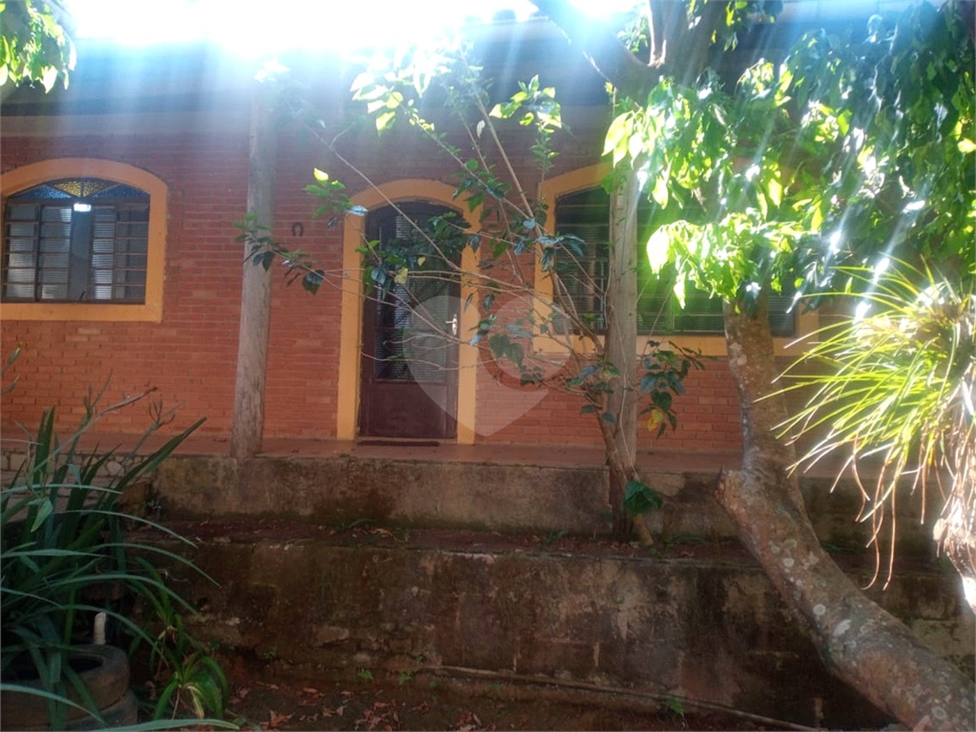 Casa à venda com 2 suítes em Jardim Santa Bárbara, Atibaia, SP
