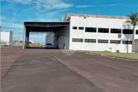 Galpão Comercial .