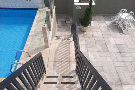 Apartamento à venda, 45 m² por R$ 307.400,00 - Enseada - Guarujá/SP