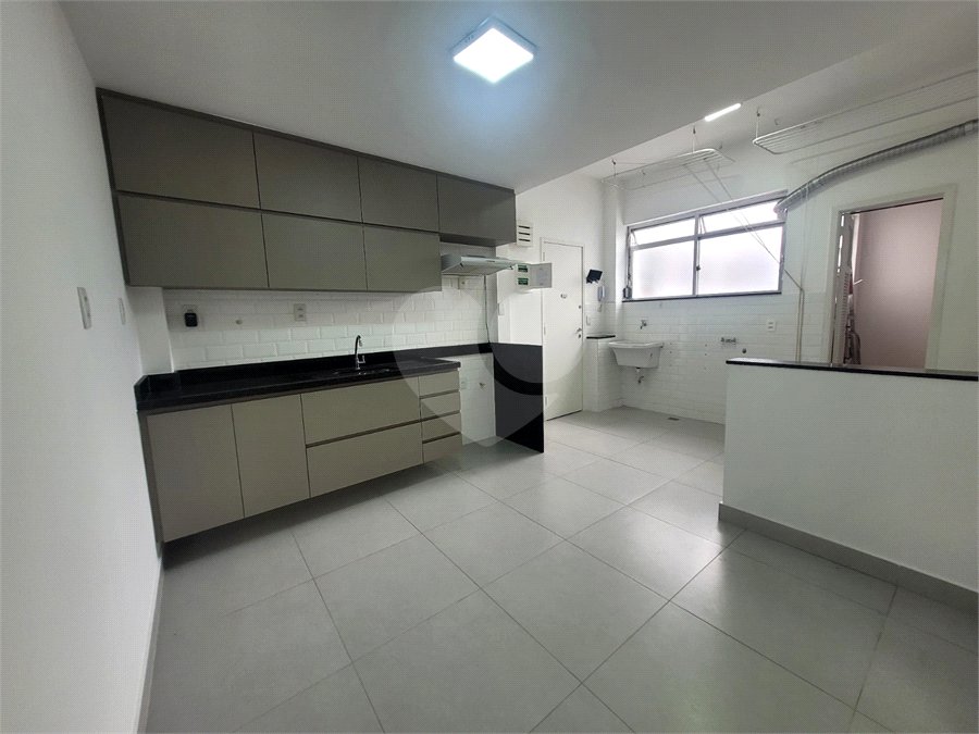 Apartamento à venda com 3 quartos, sendo 1 suíte, em Tijuca, Rio de Janeiro, RJ
