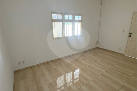 Casa Térrea à venda com 2 quartos em Jardim América, Poá, SP